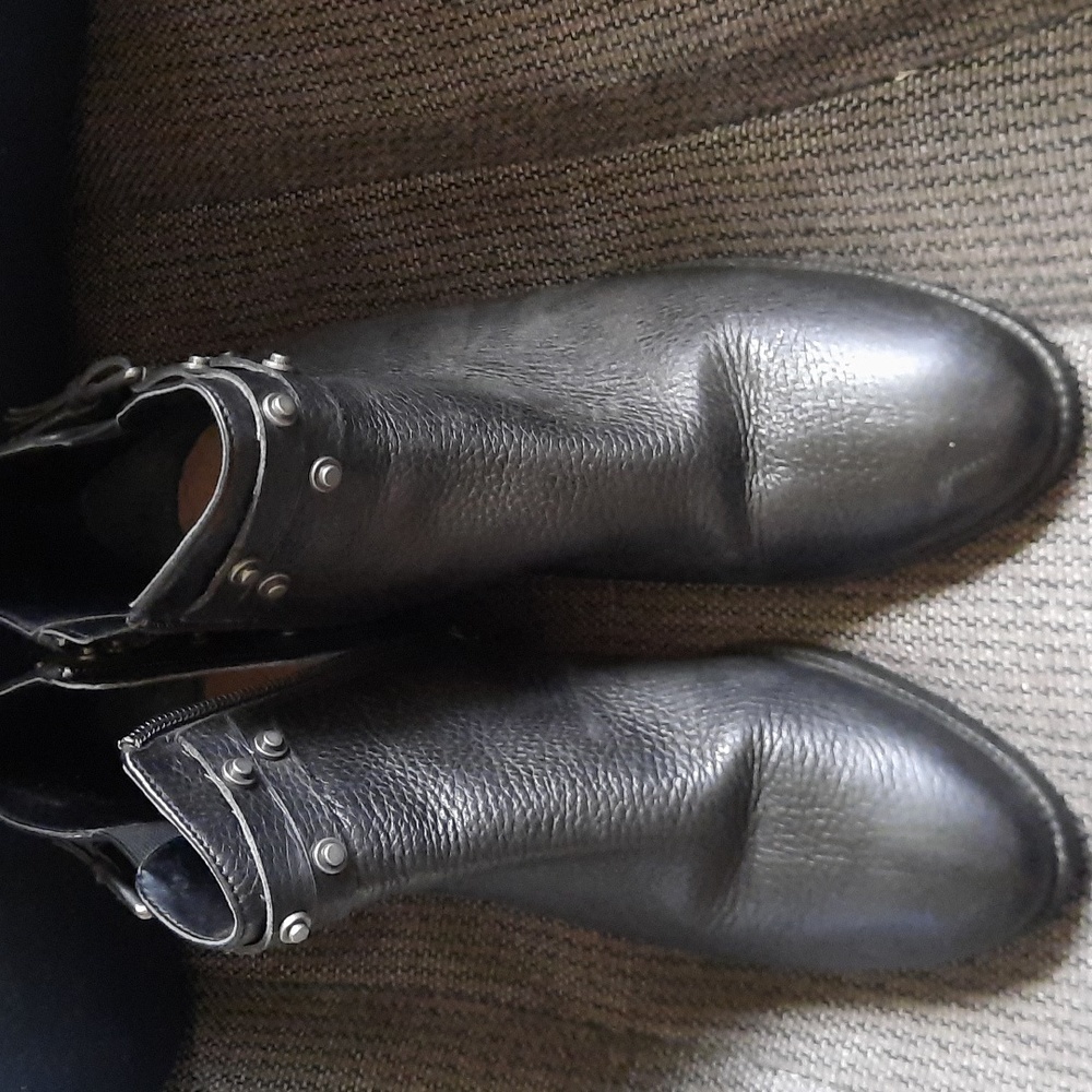 Halogen boots